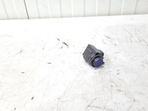 Gebruikte Luchtkwaliteit sensor BMW 1 serie (F21) 118i 1.5 TwinPower 12V Prijs € 14,00 Margeregeling aangeboden door GEJO Revisie & Onderdelen BV