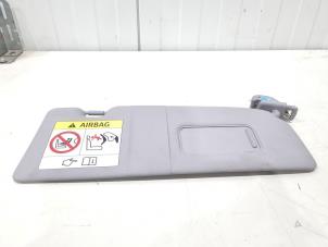 Gebruikte Zonneklep BMW 1 serie (F21) 118i 1.5 TwinPower 12V Prijs € 17,00 Margeregeling aangeboden door GEJO Revisie & Onderdelen BV