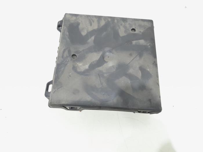 Computer Body Control van een Volkswagen Polo IV (9N1/2/3) 1.4 FSI 16V 2003