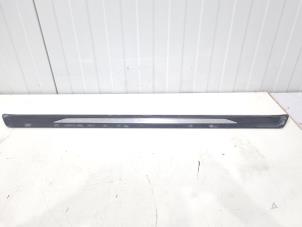 Gebruikte Sierstrip BMW 1 serie (F21) 118i 1.5 TwinPower 12V Prijs € 24,00 Margeregeling aangeboden door GEJO Revisie & Onderdelen BV