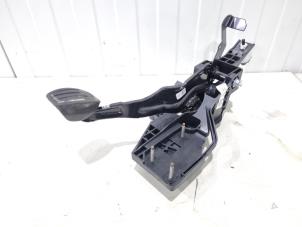 Gebruikte Rempedaal Peugeot Partner (EA//EF/EN/EU) 1.5 BlueHDi 100 Prijs € 39,00 Margeregeling aangeboden door GEJO Revisie & Onderdelen BV