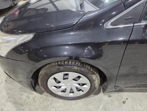 Gebruikte Spatbord links-voor Toyota Avensis Wagon (T27) 2.0 16V D-4D-F Prijs € 120,00 Margeregeling aangeboden door GEJO Revisie & Onderdelen BV