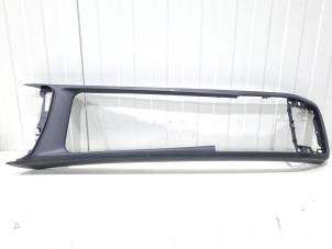 Gebruikte Middenconsoles Volvo XC60 II (UZ) 2.0 T6 16V Recharge, Twin Engine AWD Prijs € 34,99 Margeregeling aangeboden door GEJO Revisie & Onderdelen BV