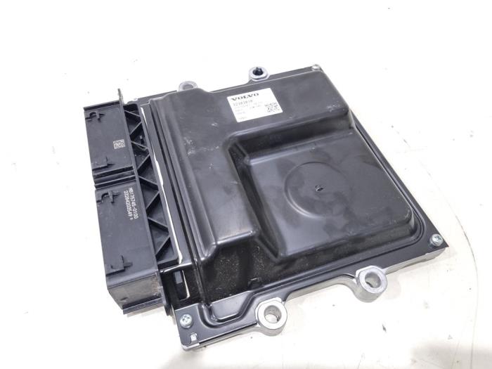 Gebruikte Computer Motormanagement Volvo XC60 II (UZ) 2.0 T6 16V Recharge, Twin Engine AWD Prijs € 350,00 Margeregeling aangeboden door GEJO Revisie & Onderdelen BV