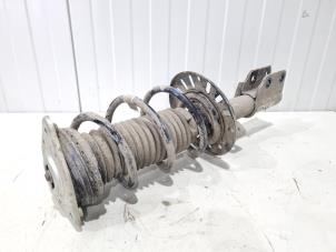 Gebruikte Schokbreker rechts-voor Peugeot Partner (EA//EF/EN/EU) 1.5 BlueHDi 100 Prijs € 94,00 Margeregeling aangeboden door GEJO Revisie & Onderdelen BV