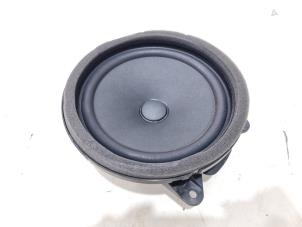 Gebruikte Luidspreker Volvo XC60 II (UZ) 2.0 T6 16V Recharge, Twin Engine AWD Prijs € 24,00 Margeregeling aangeboden door GEJO Revisie & Onderdelen BV