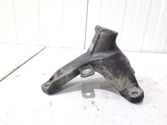 Gebruikte Motorrubber Audi S4 Avant (B8) S4 3.0 TFSI V6 24V Prijs € 18,00 Margeregeling aangeboden door GEJO Revisie & Onderdelen BV