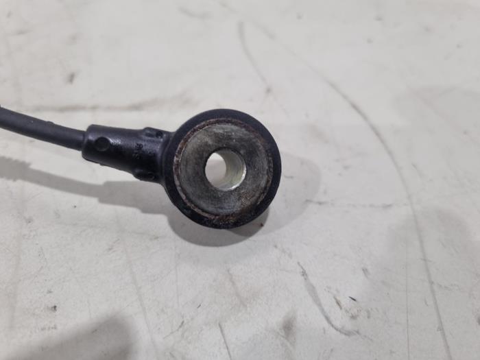 Pingelsensor van een Audi S4 Avant (B8) S4 3.0 TFSI V6 24V 2010