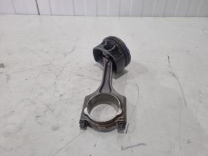 Gebruikte Drijfstang Volvo XC60 II (UZ) 2.0 T6 16V Recharge, Twin Engine AWD Prijs € 86,99 Margeregeling aangeboden door GEJO Revisie & Onderdelen BV