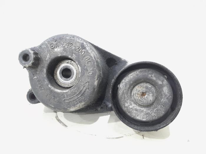Gebruikte Spanner multiriem Mercedes ML II (164/4JG) 3.0 ML-320 CDI 4-Matic V6 24V Prijs € 23,95 Margeregeling aangeboden door GEJO Revisie & Onderdelen BV