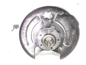 Gebruikte Fusee links-achter Volvo XC60 II (UZ) 2.0 T6 16V Recharge, Twin Engine AWD Prijs € 95,00 Margeregeling aangeboden door GEJO Revisie & Onderdelen BV