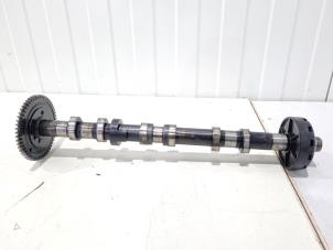 Gebruikte Nokkenas Mercedes ML II (164/4JG) 3.0 ML-320 CDI 4-Matic V6 24V Prijs € 95,00 Margeregeling aangeboden door GEJO Revisie & Onderdelen BV