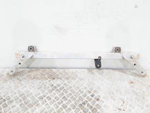 Gebruikte Dwarsbalk frontdeel Volvo S90 II 2.0 T8 Twin Engine 16V AWD Prijs € 39,00 Margeregeling aangeboden door GEJO Revisie & Onderdelen BV