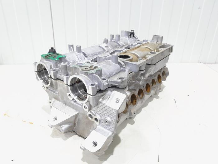 Gebruikte Cilinderkop Volvo XC60 II (UZ) 2.0 T6 16V Recharge, Twin Engine AWD Prijs € 550,00 Margeregeling aangeboden door GEJO Revisie & Onderdelen BV