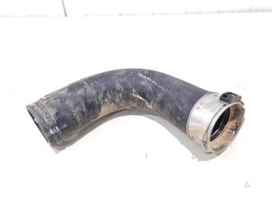 Gebruikte Intercooler Buis Volvo S90 II 2.0 T8 Twin Engine 16V AWD Prijs € 39,99 Margeregeling aangeboden door GEJO Revisie & Onderdelen BV