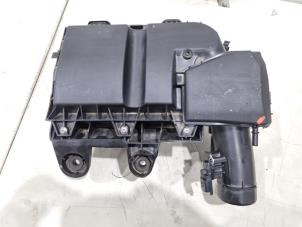 Gebruikte Luchtfilterhuis Peugeot Partner (EA//EF/EN/EU) 1.5 BlueHDi 100 Prijs € 34,00 Margeregeling aangeboden door GEJO Revisie & Onderdelen BV