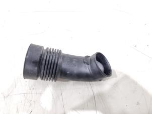 Gebruikte Aanzuigslang Lucht Peugeot Partner (EA//EF/EN/EU) 1.5 BlueHDi 100 Prijs € 10,00 Margeregeling aangeboden door GEJO Revisie & Onderdelen BV