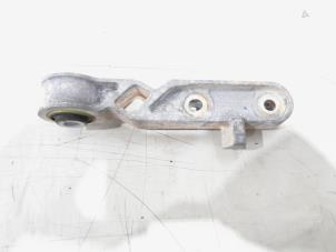 Gebruikte Motorrubber Volvo S90 II 2.0 T8 Twin Engine 16V AWD Prijs € 14,00 Margeregeling aangeboden door GEJO Revisie & Onderdelen BV