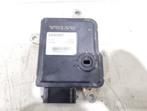 Gebruikte Computer Automatische Bak Volvo S90 II 2.0 T8 Twin Engine 16V AWD Prijs € 75,00 Margeregeling aangeboden door GEJO Revisie & Onderdelen BV