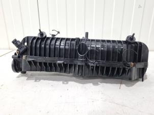 Gebruikte Spruitstuk Inlaat Volvo S90 II 2.0 T8 Twin Engine 16V AWD Prijs € 140,00 Margeregeling aangeboden door GEJO Revisie & Onderdelen BV