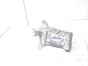 Gebruikte Motorrubber Volvo S90 II 2.0 T8 Twin Engine 16V AWD Prijs € 29,00 Margeregeling aangeboden door GEJO Revisie & Onderdelen BV