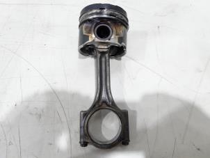 Gebruikte Drijfstang Peugeot Partner (EA//EF/EN/EU) 1.5 BlueHDi 100 Prijs € 59,00 Margeregeling aangeboden door GEJO Revisie & Onderdelen BV