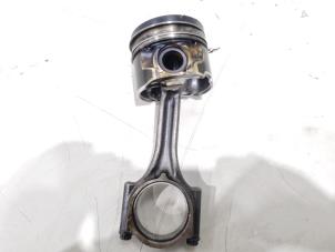 Gebruikte Drijfstang Peugeot Partner (EA//EF/EN/EU) 1.5 BlueHDi 100 Prijs € 59,00 Margeregeling aangeboden door GEJO Revisie & Onderdelen BV