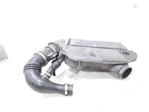 Gebruikte Luchtfilterhuis Fiat Doblo Cargo (263) 1.3 D Multijet Prijs € 24,00 Margeregeling aangeboden door GEJO Revisie & Onderdelen BV