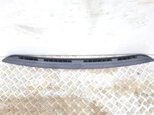 Gebruikte Dashboardlijst Fiat Doblo Cargo (263) 1.3 D Multijet Prijs € 39,99 Margeregeling aangeboden door GEJO Revisie & Onderdelen BV