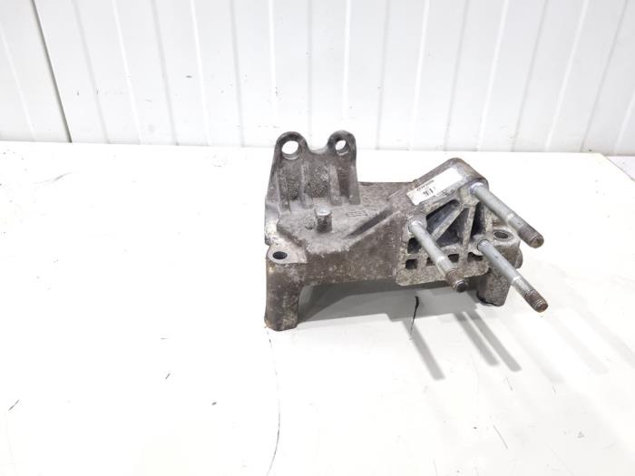 Gebruikte Motorrubber Fiat Doblo Cargo (263) 1.3 D Multijet Prijs € 24,00 Margeregeling aangeboden door GEJO Revisie & Onderdelen BV