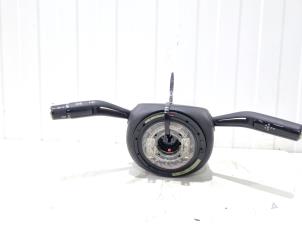 Gebruikte Licht + Raw Schakelaar Mercedes C (W206) C-300 2.0 EQ Boost Turbo Prijs € 150,00 Margeregeling aangeboden door GEJO Revisie & Onderdelen BV