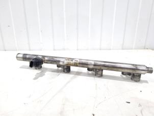 Gebruikte Injector brug Mercedes C (W206) C-300 2.0 EQ Boost Turbo Prijs € 75,00 Margeregeling aangeboden door GEJO Revisie & Onderdelen BV