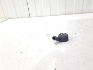 Gebruikte Pingelsensor Mercedes C (W206) C-300 2.0 EQ Boost Turbo Prijs € 15,00 Margeregeling aangeboden door GEJO Revisie & Onderdelen BV