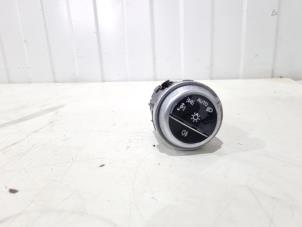 Gebruikte Licht Schakelaar Mercedes C (W206) C-300 2.0 EQ Boost Turbo Prijs € 29,00 Margeregeling aangeboden door GEJO Revisie & Onderdelen BV