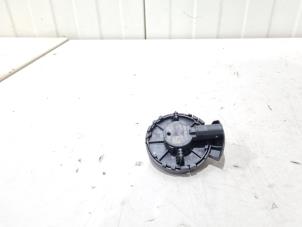 Gebruikte Sensor Airbag Mercedes C (W206) C-300 2.0 EQ Boost Turbo Prijs € 14,00 Margeregeling aangeboden door GEJO Revisie & Onderdelen BV