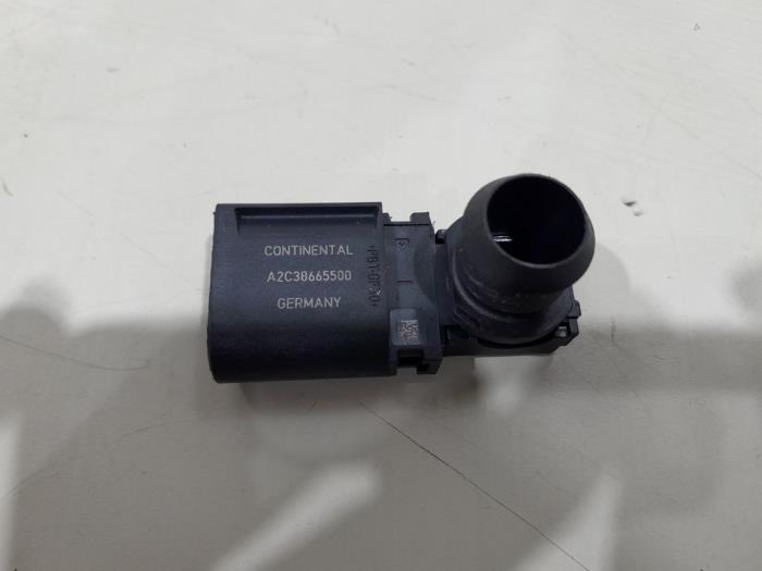 Brandstofdruk sensor van een BMW 2 serie Active Tourer (F45) 218i 1.5 TwinPower Turbo 12V 2018