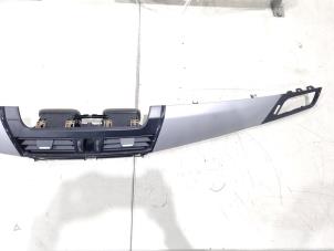 Gebruikte Dashboard deel BMW 2 serie Active Tourer (F45) 218i 1.5 TwinPower Turbo 12V Prijs € 130,00 Margeregeling aangeboden door GEJO Revisie & Onderdelen BV