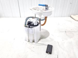 Gebruikte Tank element Pomp BMW 2 serie Active Tourer (F45) 218i 1.5 TwinPower Turbo 12V Prijs € 89,00 Margeregeling aangeboden door GEJO Revisie & Onderdelen BV