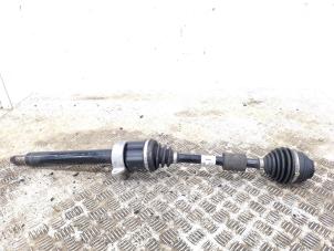 Gebruikte Aandrijfas rechts-voor BMW 2 serie Active Tourer (F45) 218i 1.5 TwinPower Turbo 12V Prijs € 249,00 Margeregeling aangeboden door GEJO Revisie & Onderdelen BV