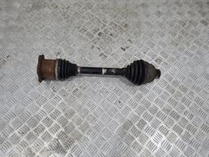 Gebruikte Steekas rechts-voor Audi A7 Sportback (4GA/4GF) 3.0 V6 24V TFSI Quattro Prijs € 74,00 Margeregeling aangeboden door GEJO Revisie & Onderdelen BV