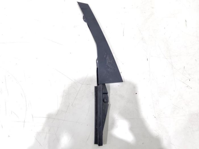 Gebruikte Diversen Volkswagen Polo IV (9N1/2/3) 1.4 TDI 80 Prijs € 22,50 Margeregeling aangeboden door GEJO Revisie & Onderdelen BV