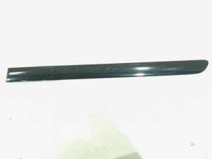 Gebruikte Sierlijst Volkswagen Golf V (1K1) 2.0 GTI 16V Prijs € 9,99 Margeregeling aangeboden door GEJO Revisie & Onderdelen BV