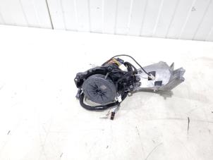 Gebruikte Spiegel Buiten links Mercedes C (W206) C-300 2.0 EQ Boost Turbo Prijs € 150,00 Margeregeling aangeboden door GEJO Revisie & Onderdelen BV