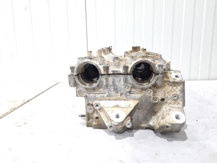 Cilinderkop van een Volvo S90 II 2.0 T8 Twin Engine 16V AWD 2020