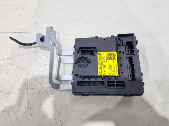 Gebruikte Bodycontrol Module Hyundai Bayon 1.0 T-GDI 12V Mild Hybrid 48V Prijs € 110,00 Margeregeling aangeboden door GEJO Revisie & Onderdelen BV