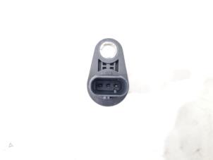 Sensor Nokkenas van een Hyundai Bayon 1.0 T-GDI 12V Mild Hybrid 48V 2023
