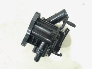 Gebruikte Thermostaathuis Hyundai Bayon 1.0 T-GDI 12V Mild Hybrid 48V Prijs € 89,00 Margeregeling aangeboden door GEJO Revisie & Onderdelen BV