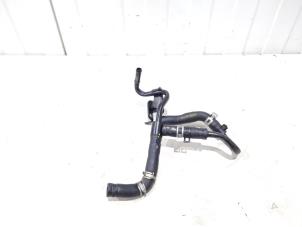 Gebruikte Leiding (diversen) Hyundai Bayon 1.0 T-GDI 12V Mild Hybrid 48V Prijs € 15,00 Margeregeling aangeboden door GEJO Revisie & Onderdelen BV