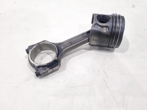 Gebruikte Drijfstang Fiat Doblo Cargo (263) 1.3 D Multijet Prijs € 39,00 Margeregeling aangeboden door GEJO Revisie & Onderdelen BV