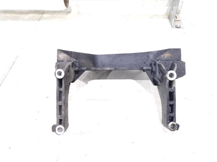 Gebruikte Motorrubber Fiat Doblo Cargo (263) 1.3 D Multijet Prijs € 18,99 Margeregeling aangeboden door GEJO Revisie & Onderdelen BV
